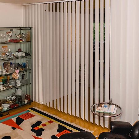 Modernes und gemütliches Designerzimmer Karlsbad Exterior foto
